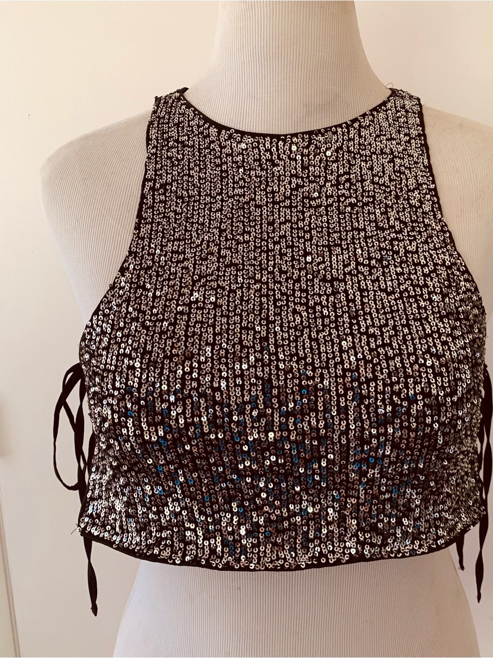 SHEIN Black Polyester Sequin Halter Crop Top with Side Ties size L
